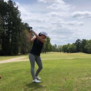 Meet your Posher, Leeann